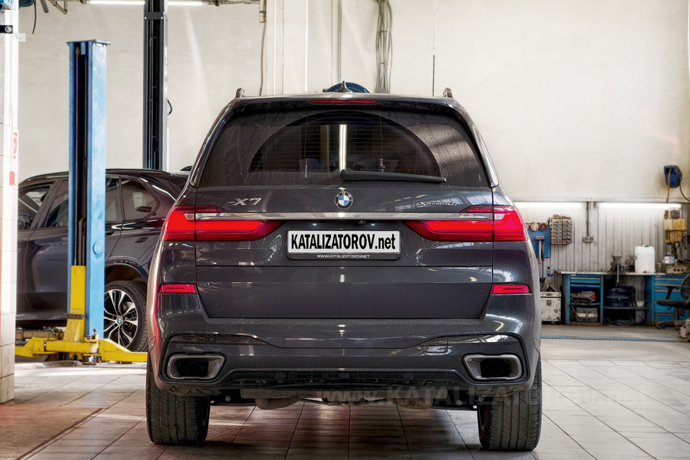 Удаление катализатора на BMW X7 40i G07 - Катализаторов.НЕТ